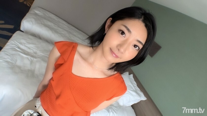 SIRO-3854 【第一枪】【小脸美人】【作弊SEX】在花店工作的招牌女郎。婚前背叛不道德的性行为。超乎想像的傻逼... 网上AV应用→AV体验拍摄1052