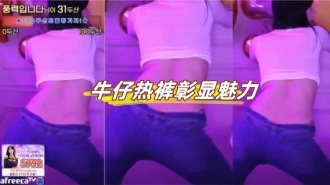 kbj-23070837 牛仔热裤彰显魅力