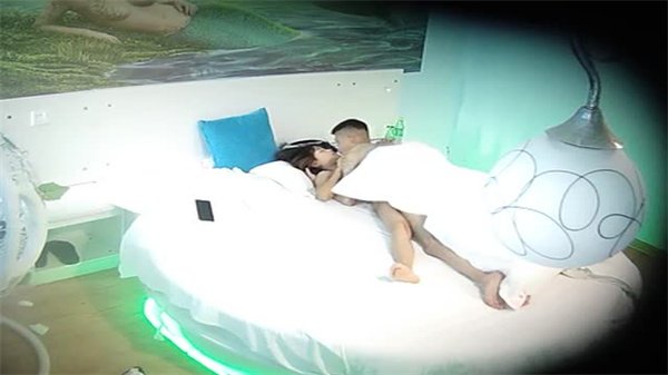 2021酒店摄像头情侣开房.