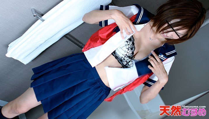 10mu 032710_01 巨乳Xセーラー服で青春を取り戻せ