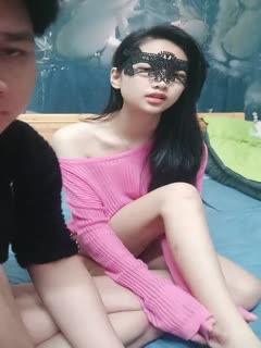 小迷妹呀-:男主都不刷牙不想亲他,我也觉得我的奶子好漂亮,就是有点重啊!