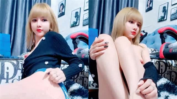 超性感黄发美女这黑丝美腿让我欲罢不能卧槽这腿也太极品了瞬间鸡儿梆硬.